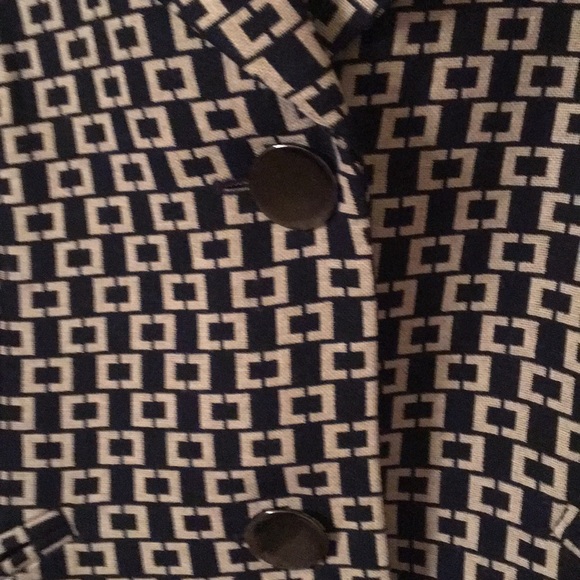 Blazer - Picture 3 of 4